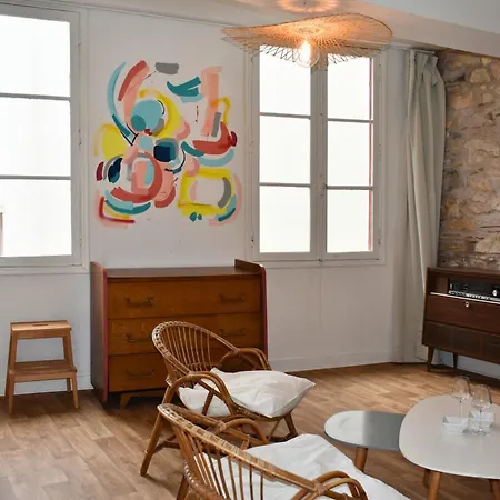 L'authentique - Centre - Calme - Equipe - Basque Apartmán *